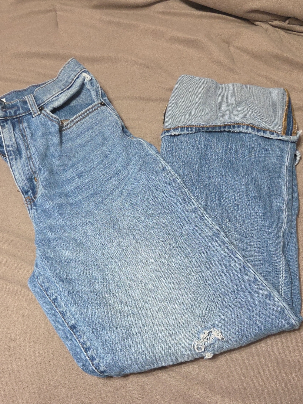Women’s Light Blue Straight-Leg Jeans — High-Rise Casual Fit